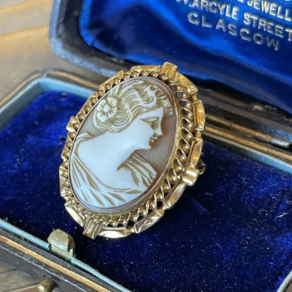 Antique Vintage 10K Yellow Gold Carved Shell Cameo 1920's-30' Pin Brooch Pendant